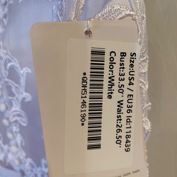 Wedding dress - Picture 4 of 4